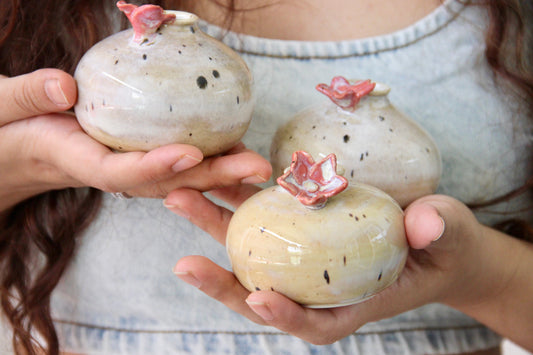 Handmade Ceramic Desk Pot | Milky Bloom