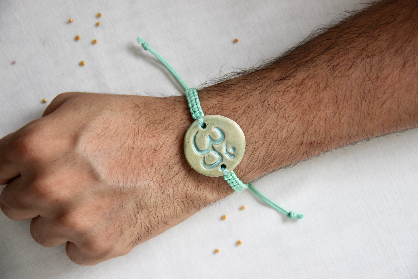 Om Charm Single Rakhi | Mint Medow