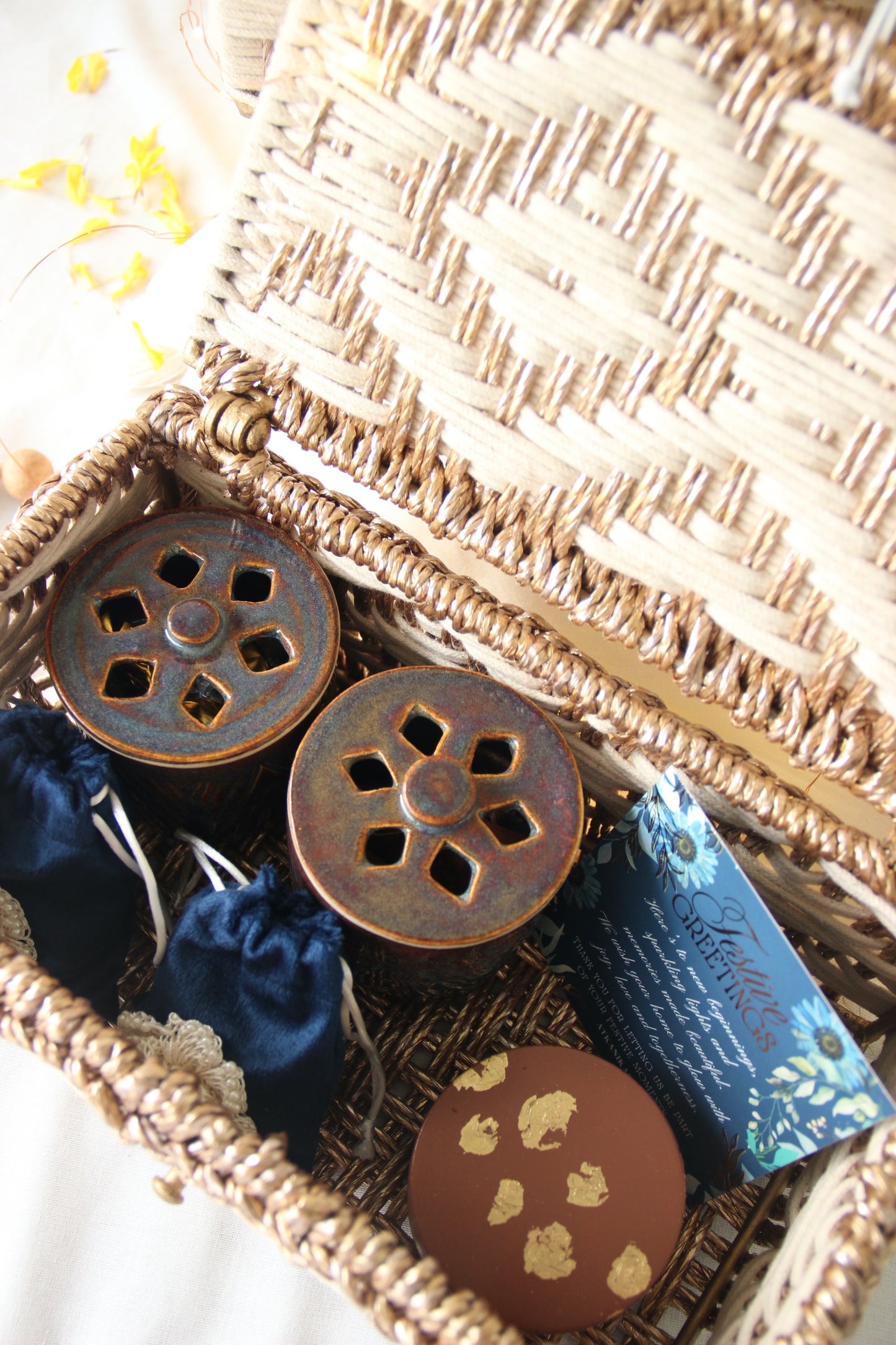 Radiance Glow Hamper | Blue