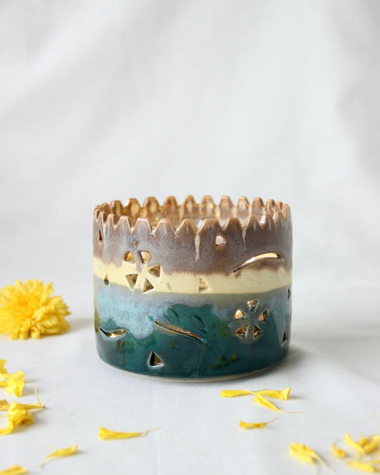 Statement Radiance Holder | Decor Piece