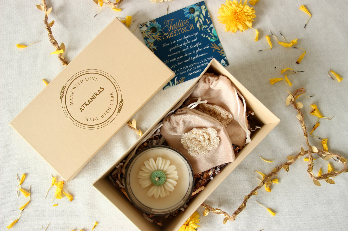 Bloom Hamper | Daisy