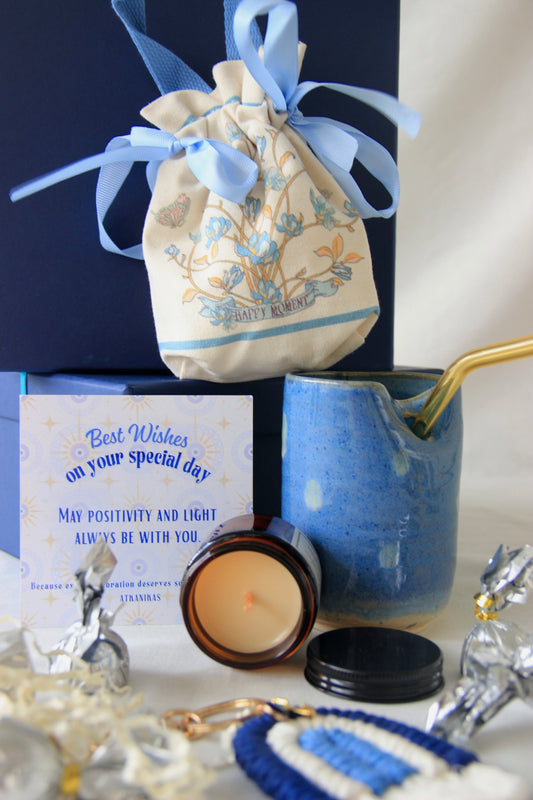 Happy Moments Gift Box