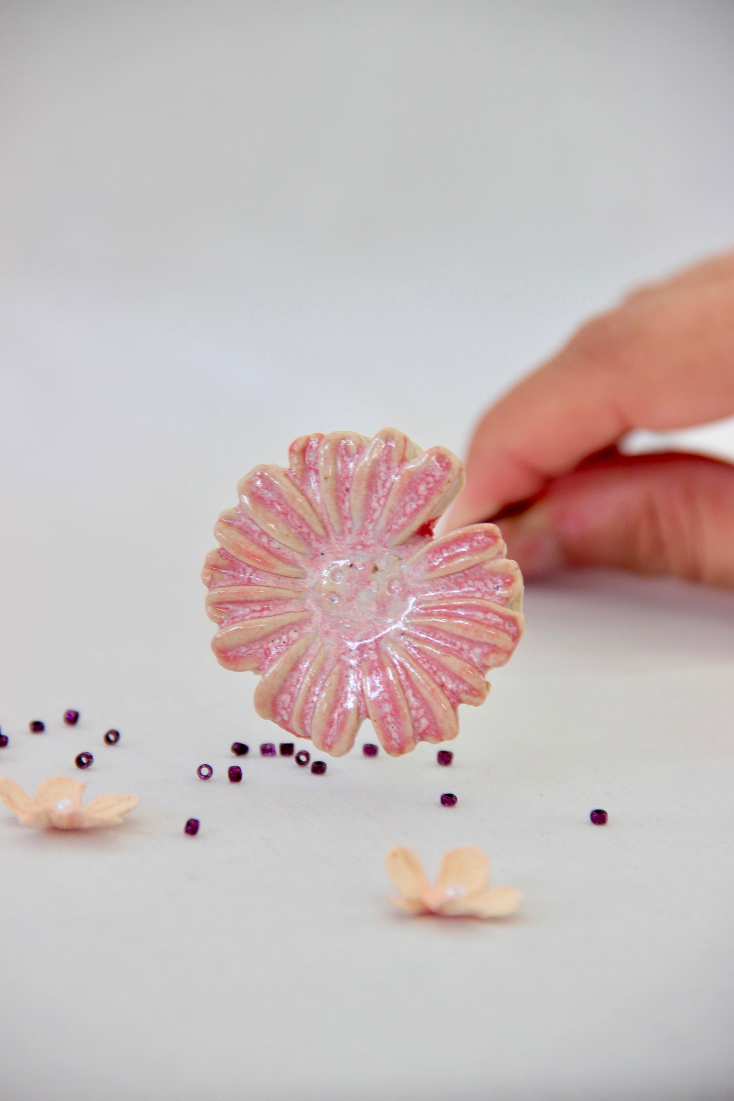 Daisy Ceramic Flower Stick | Blush Pink