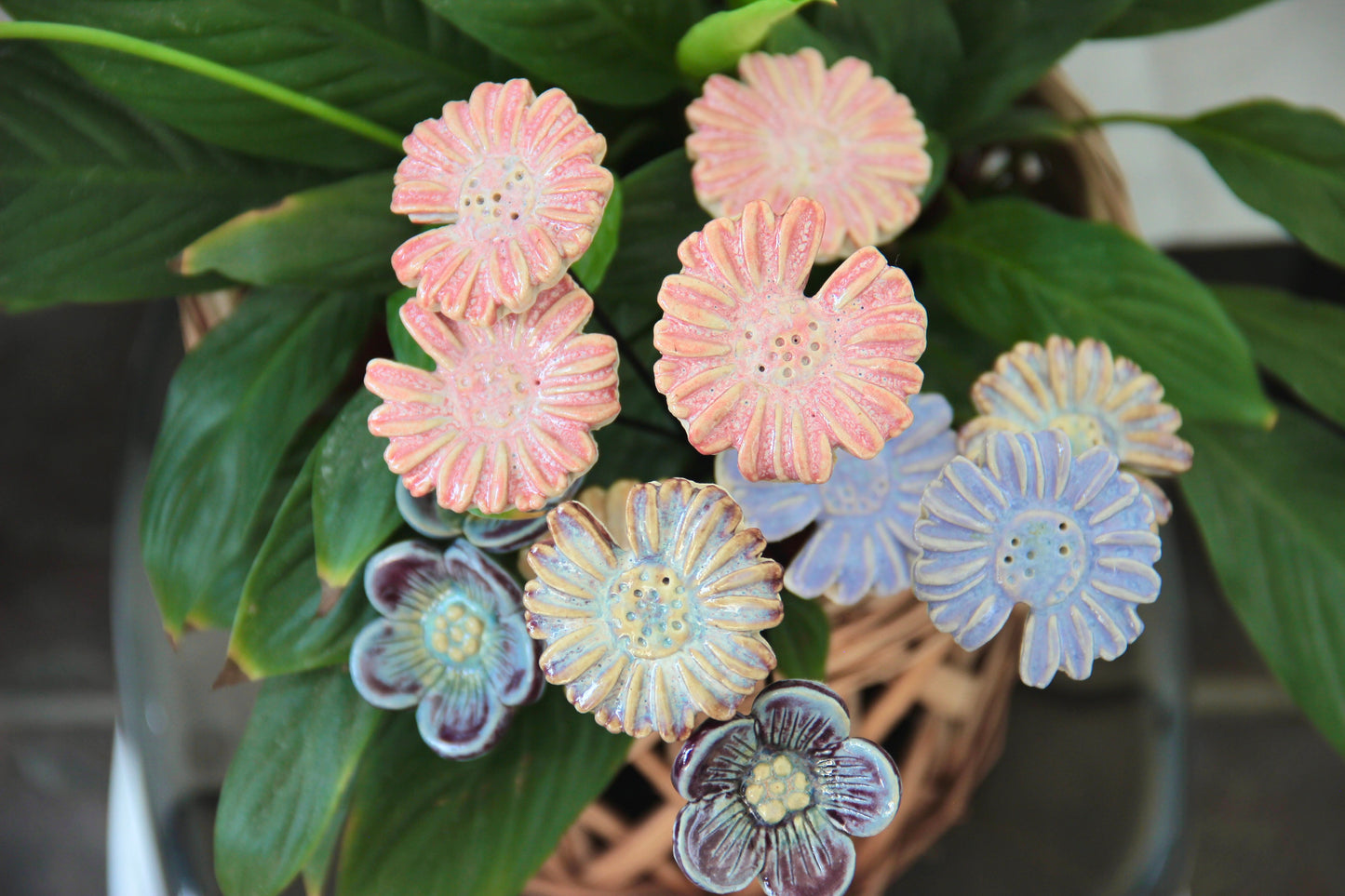 Daisy Ceramic Flower Stick | Blush Pink