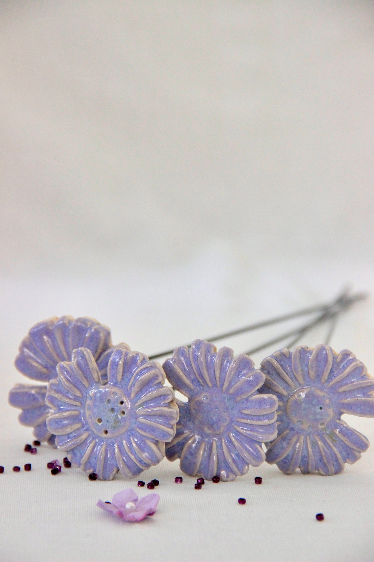 Daisy Ceramic Flower Stick | Lavender Bloom