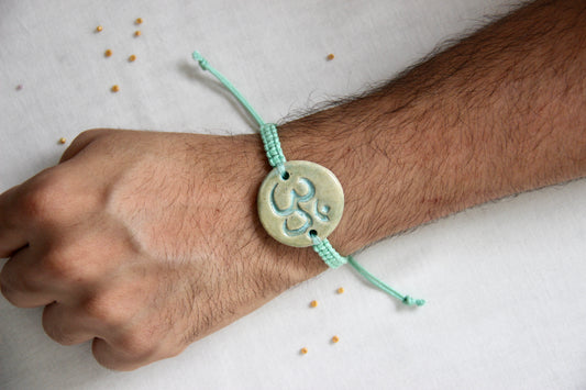 Om Charm Single Rakhi | Mint Medow