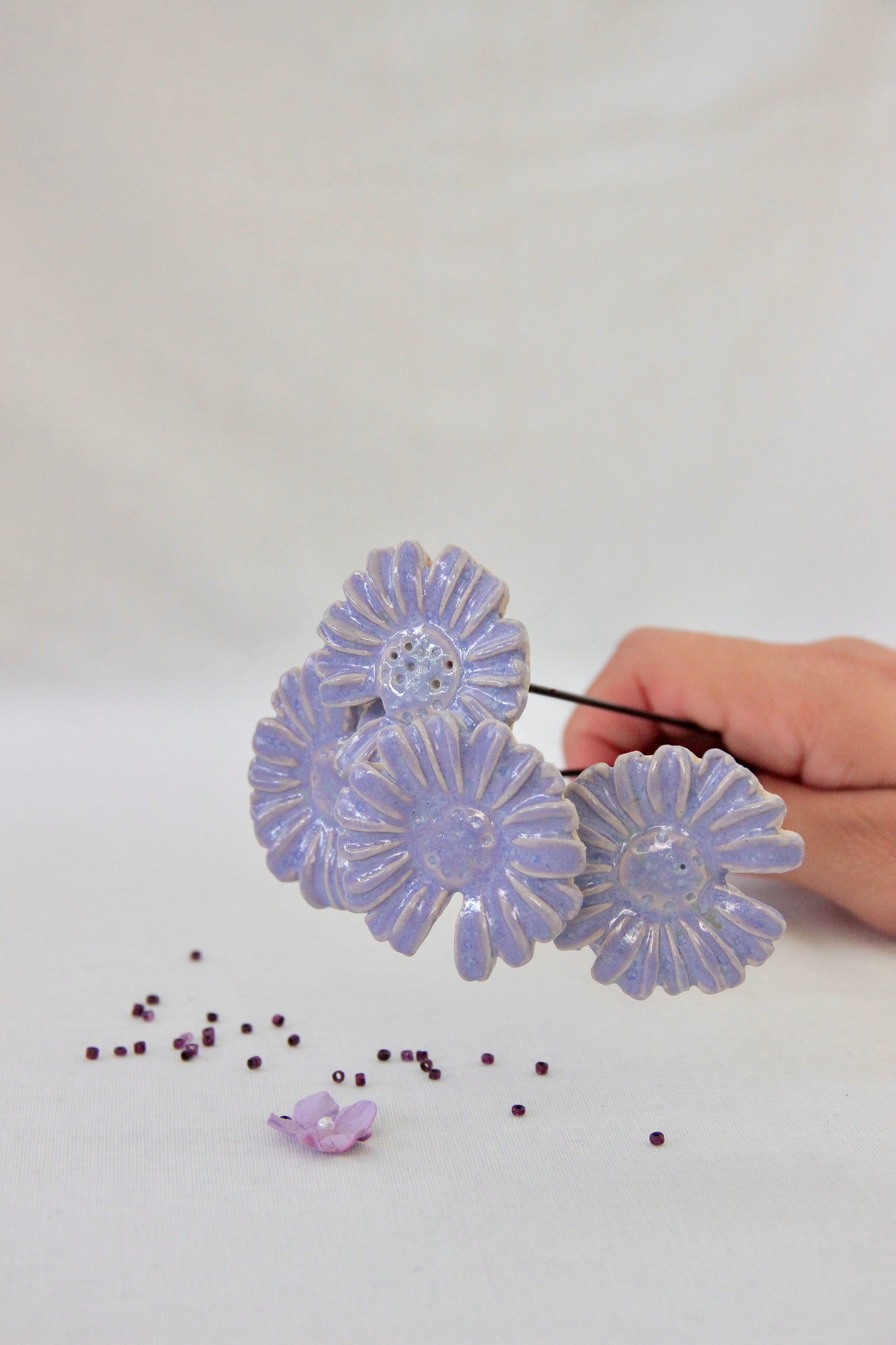 Daisy Ceramic Flower Stick | Lavender Bloom