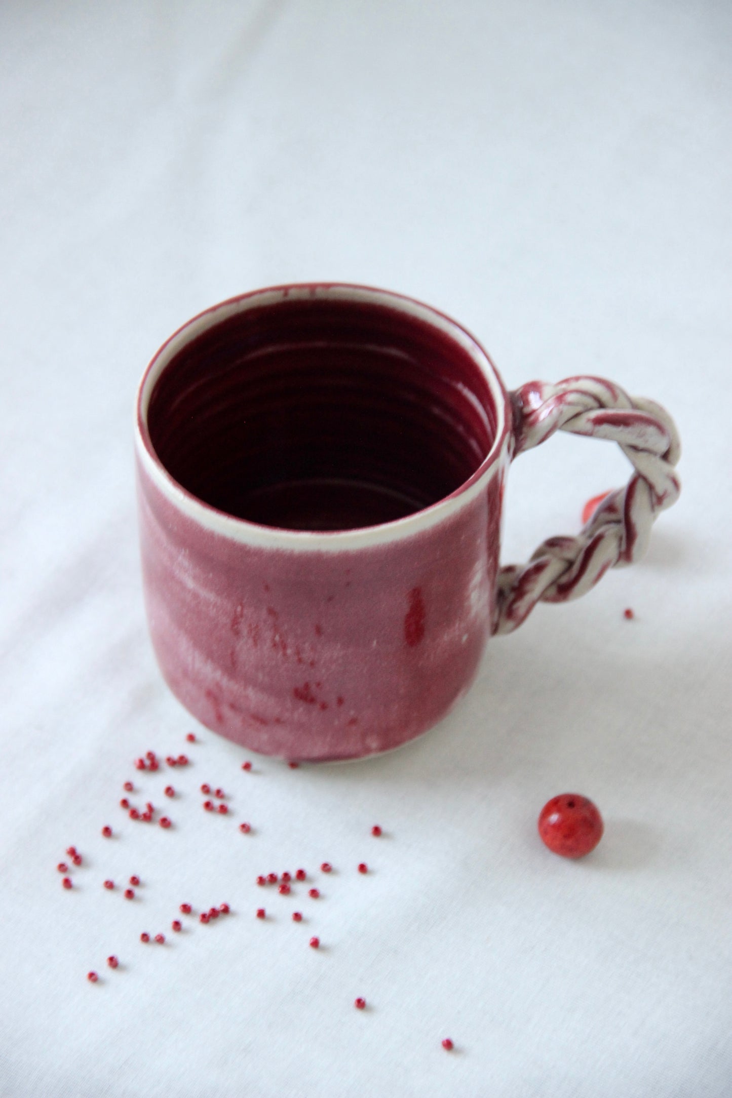 Memories of Summer | Braided Handle Cup Red 2