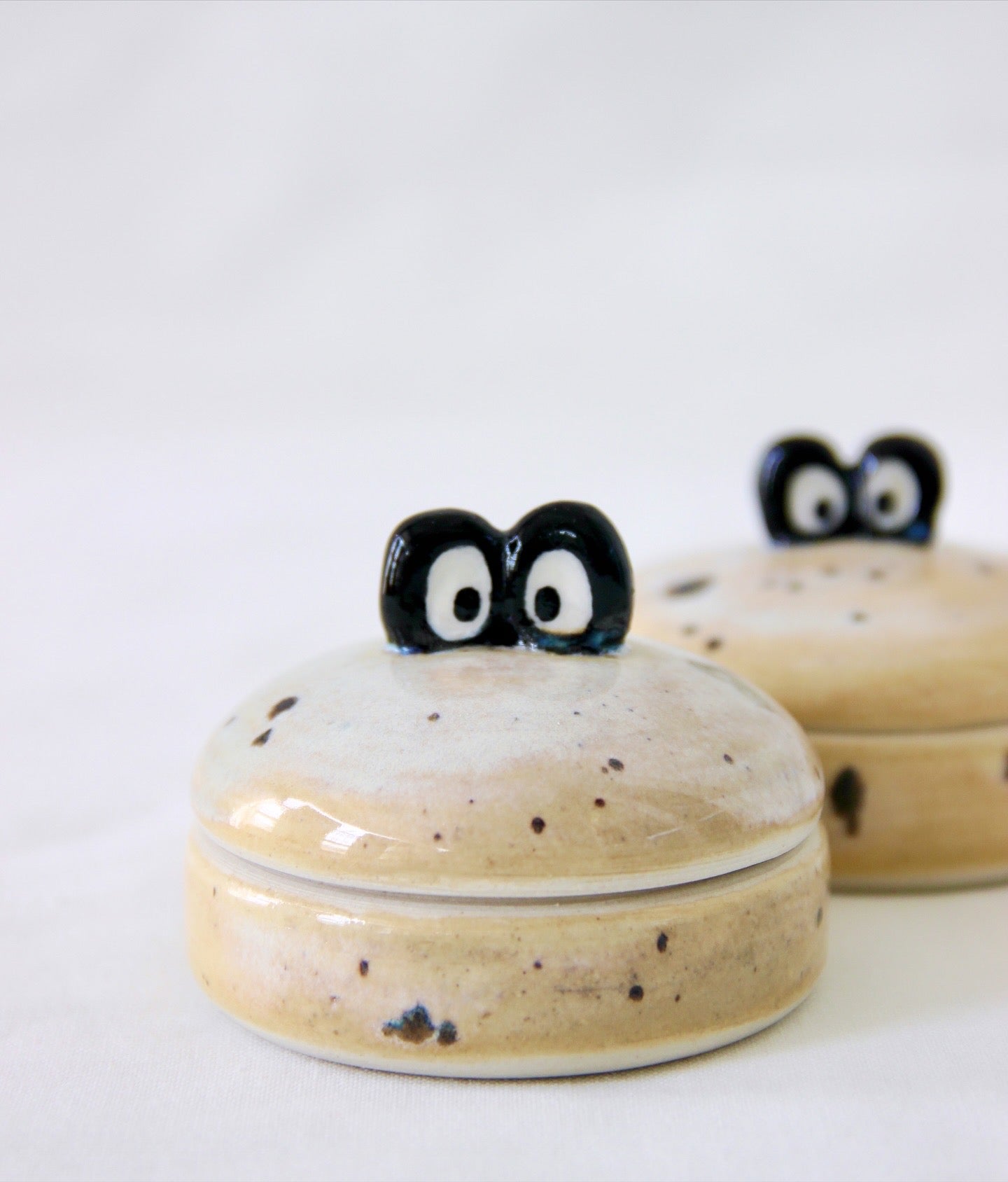 PeeKaBoo Box | Milky White