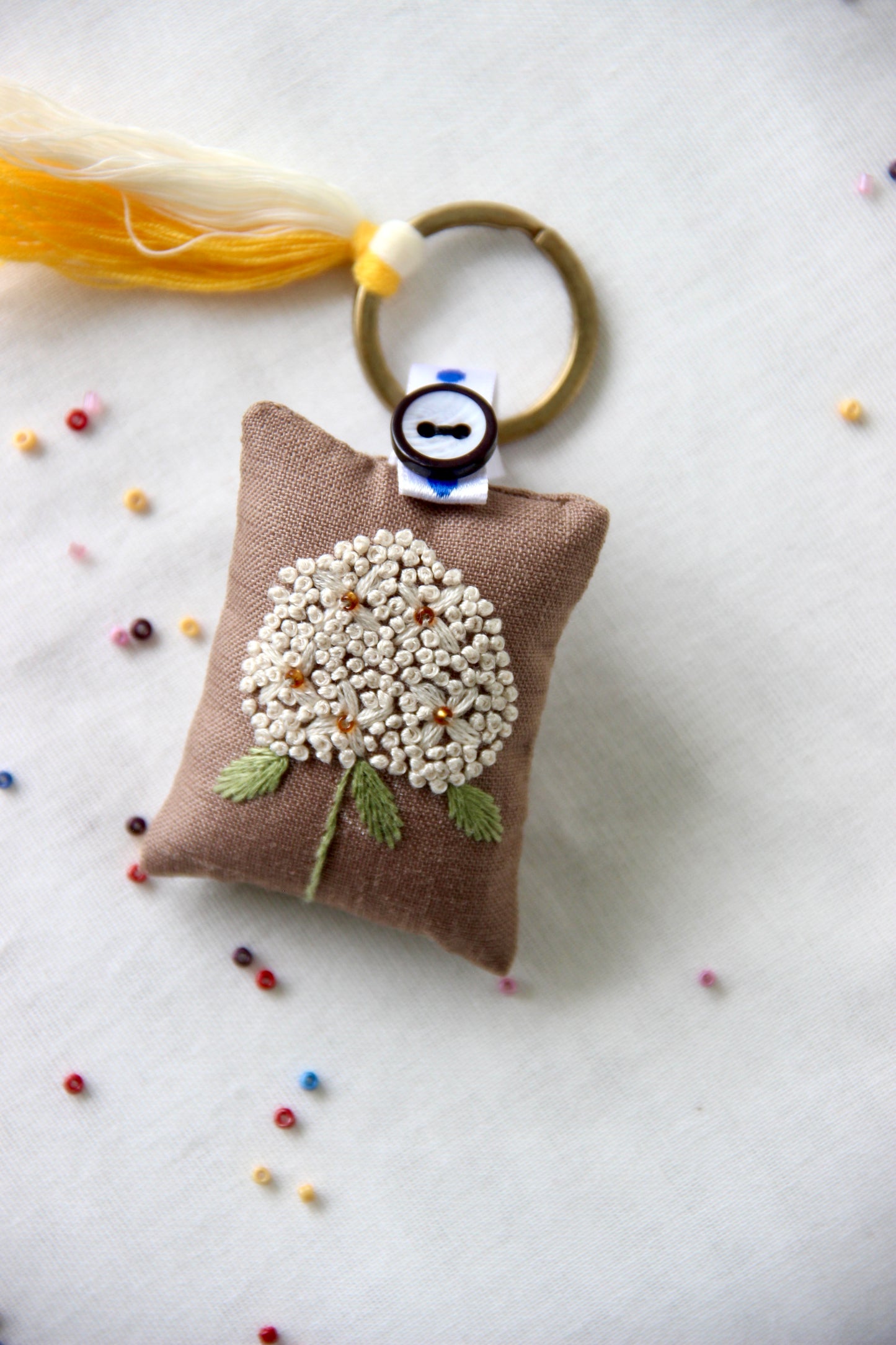 Hand-embroidered Keychain | White Floral