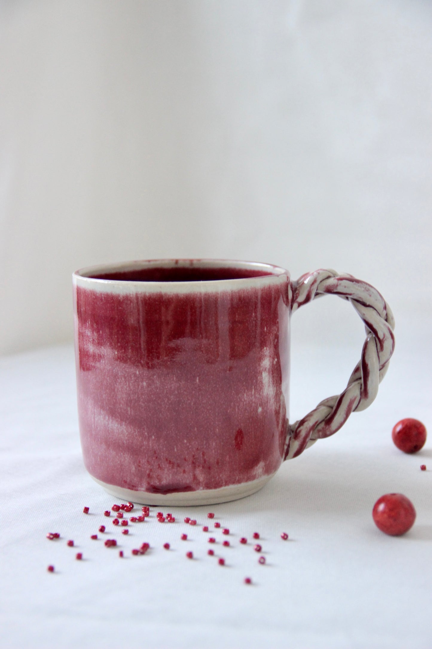 Memories of Summer | Braided Handle Cup Red 2