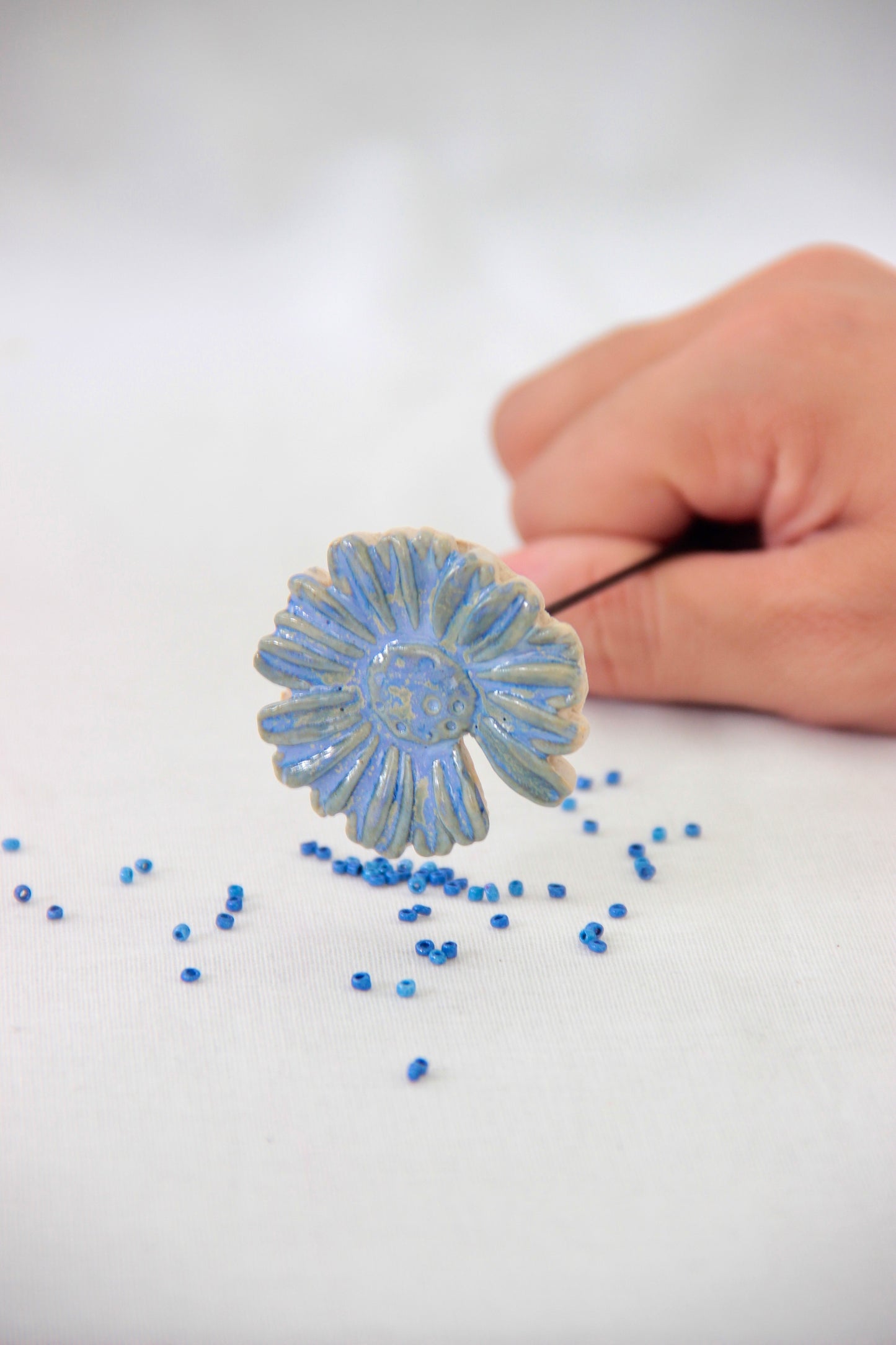 Daisy Ceramic Flower Stick | Sky Bloom