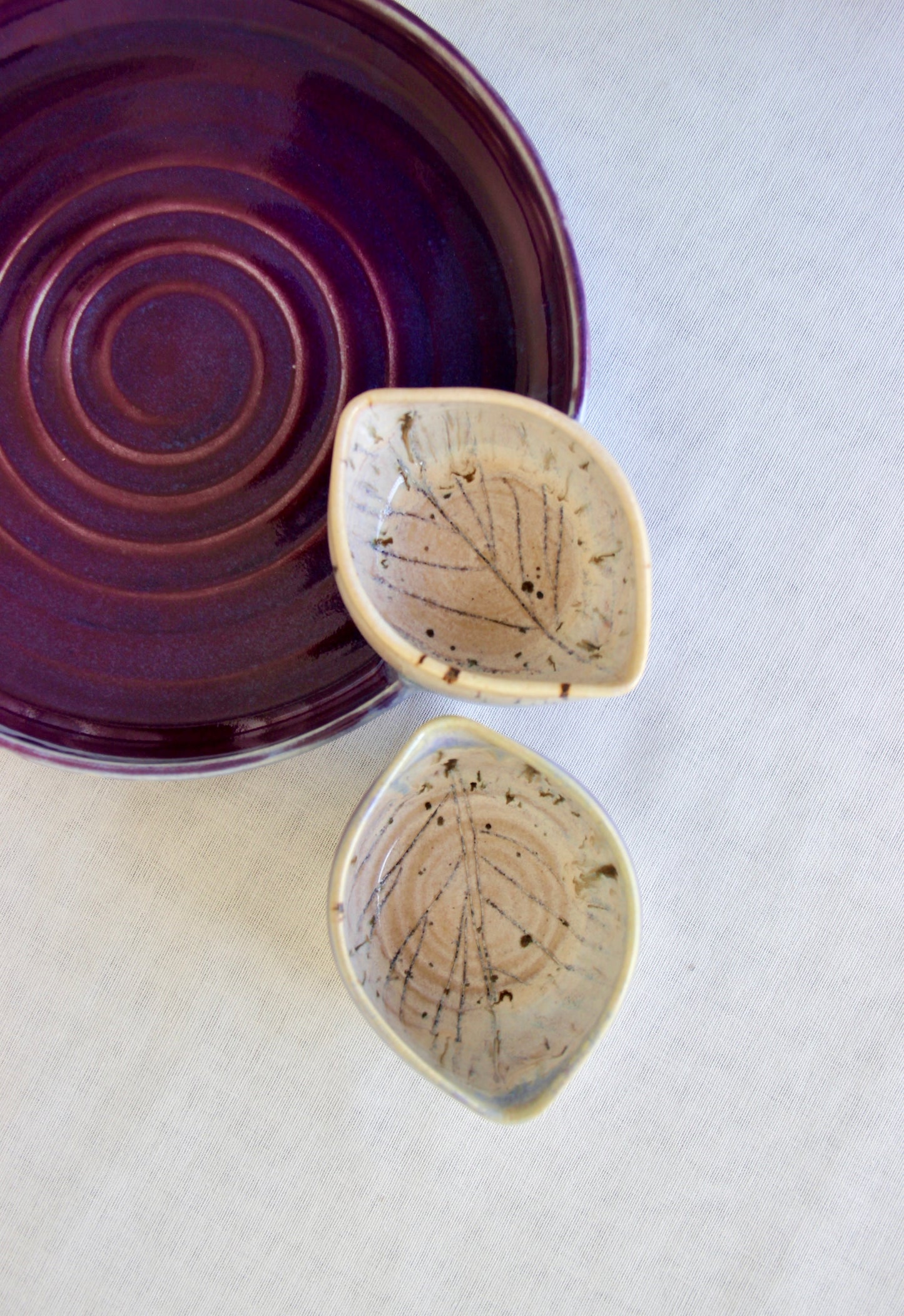 Ceramic Leaf Platter | Purple