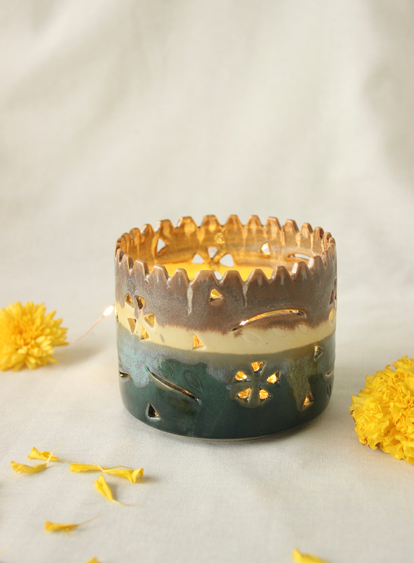 Statement Radiance Holder | Decor Piece