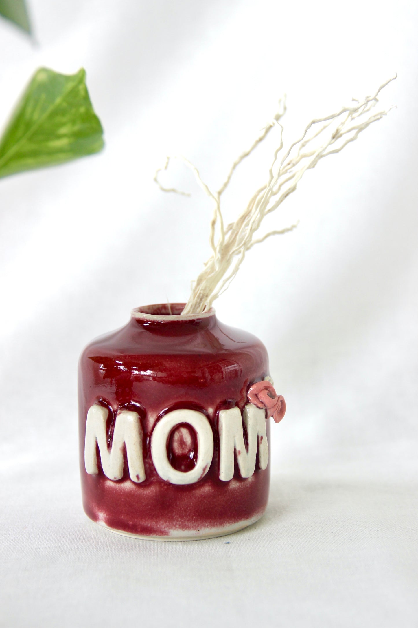 Handmade 'MOM' Red Mini Vase / Desk Pot